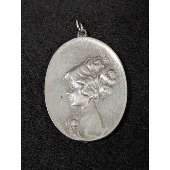 Vintage Pewter Cameo Victorian Style Oval Pendant - Picture 1 of 5